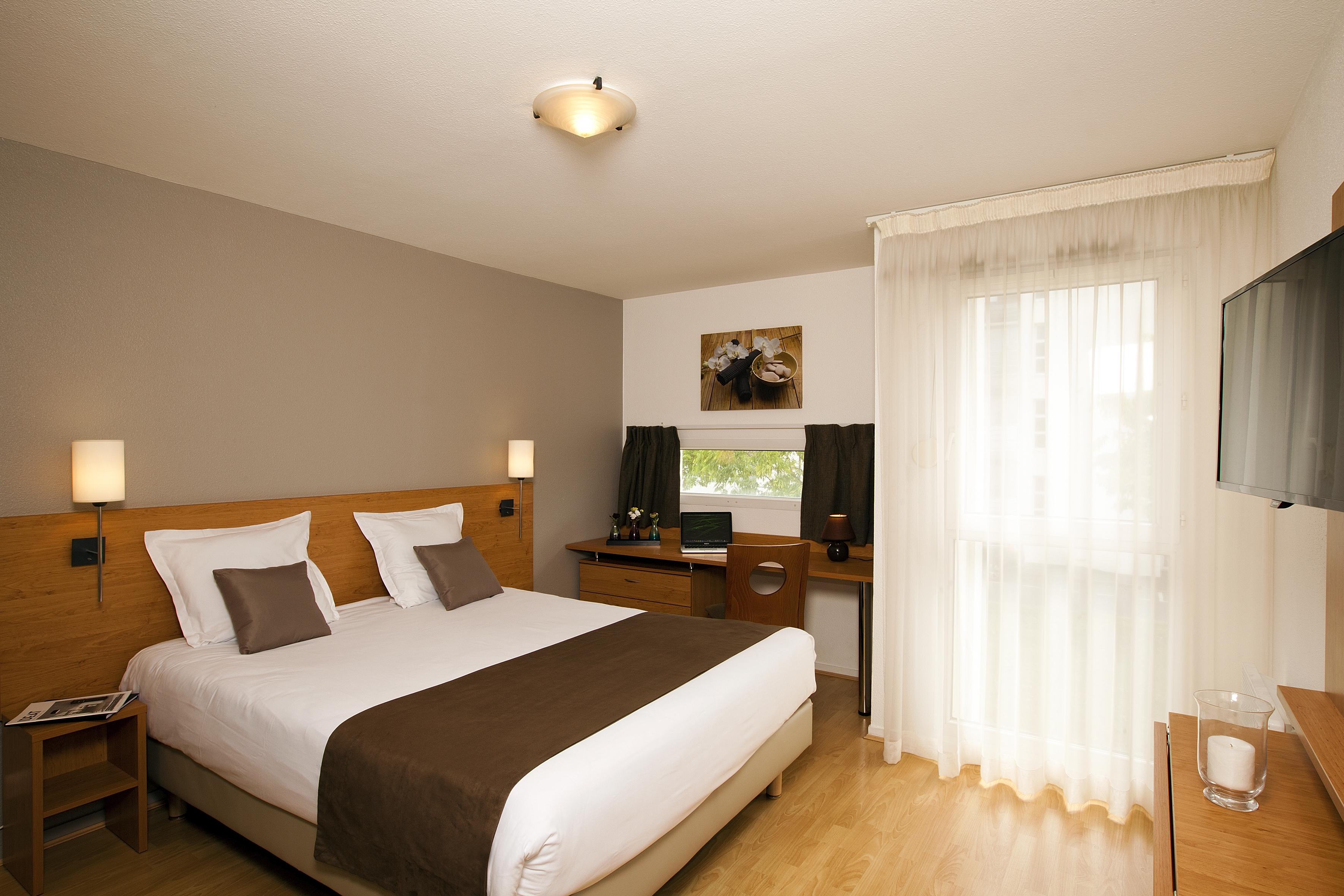 เซฌูร์ แอนด์ อัฟแฟร์ ลา โรเชล เล มินิม Aparthotel ลาโรแชล ภายนอก รูปภาพ