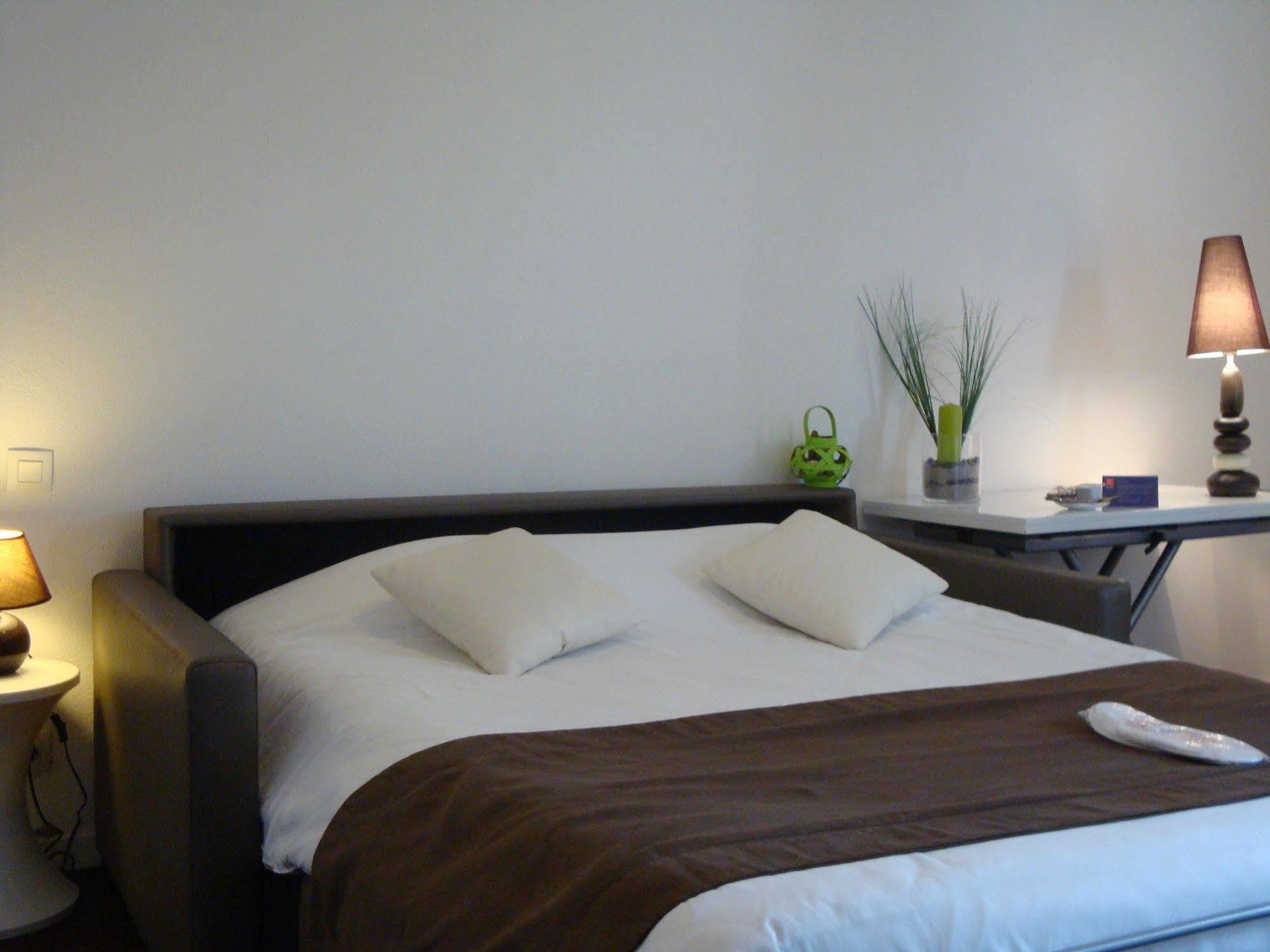 เซฌูร์ แอนด์ อัฟแฟร์ ลา โรเชล เล มินิม Aparthotel ลาโรแชล ภายนอก รูปภาพ