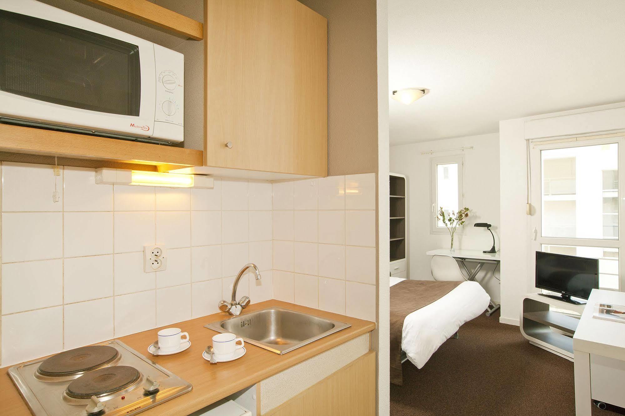 เซฌูร์ แอนด์ อัฟแฟร์ ลา โรเชล เล มินิม Aparthotel ลาโรแชล ภายนอก รูปภาพ